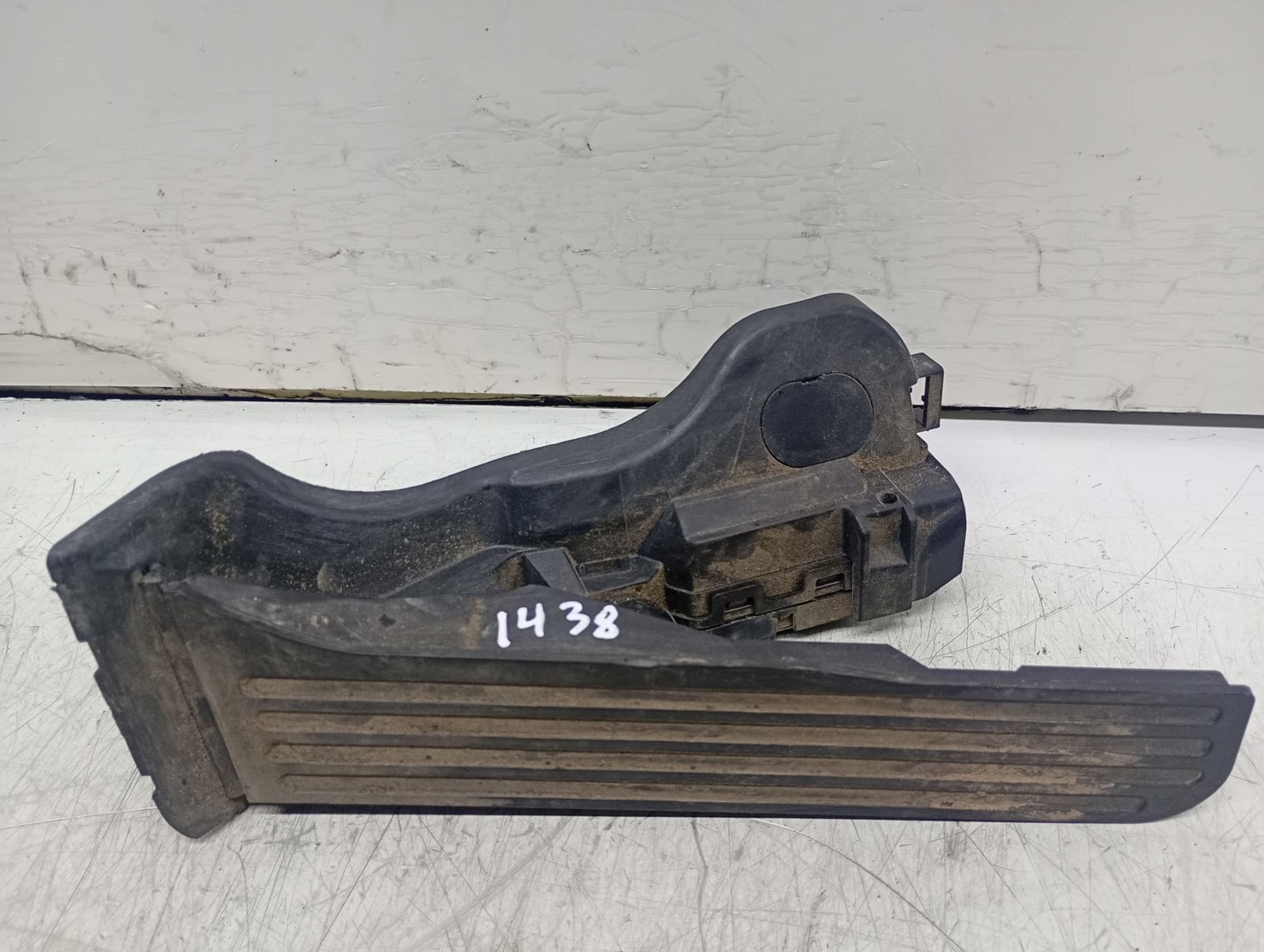 Pedala acceleratie 1k1723503L Volkswagen Passat B6 (2005 - 2010)