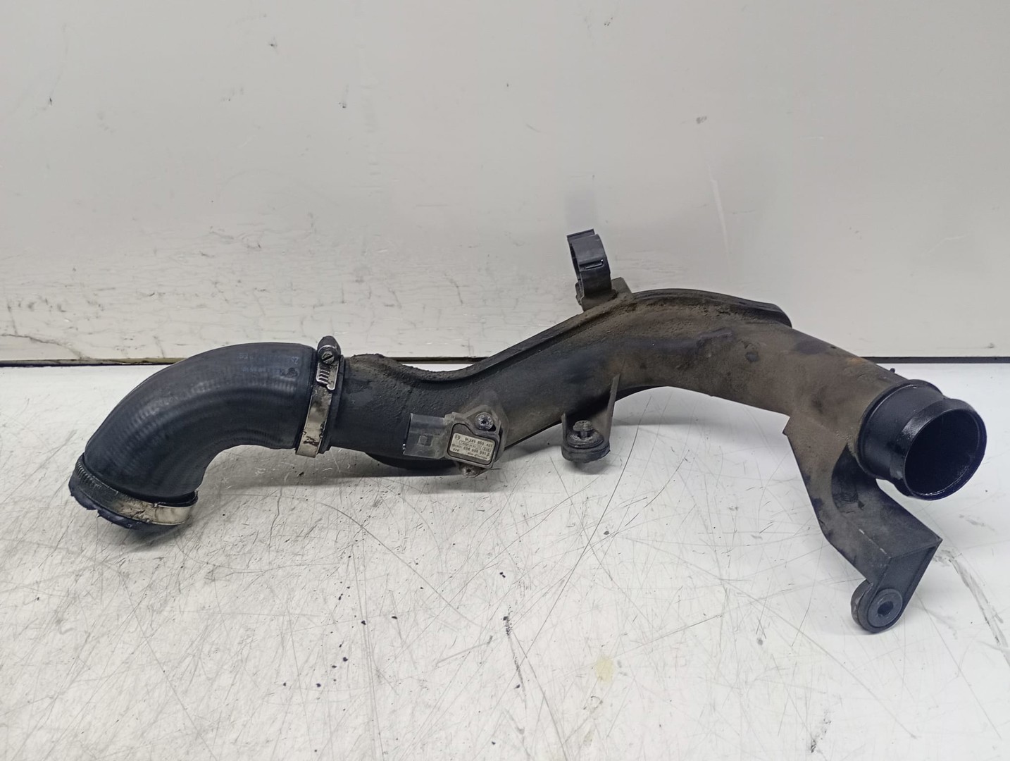 Tub intercooler 5N0145770A Volkswagen Passat B6 (2005 - 2010)