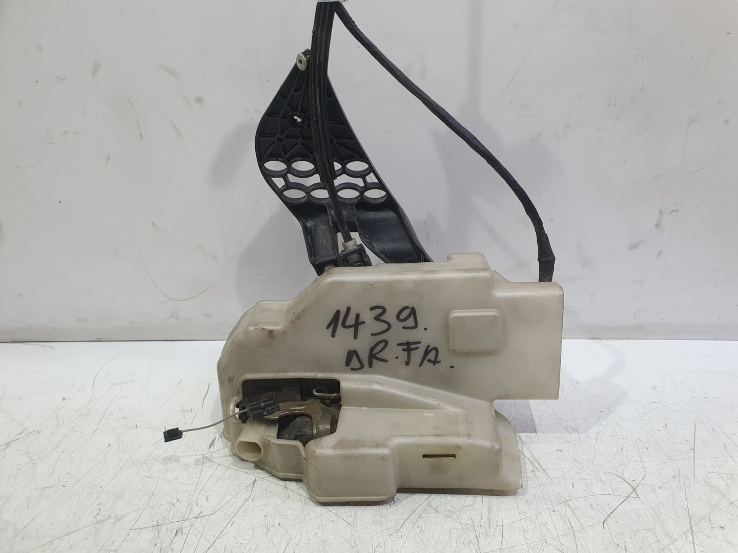 Broasca dreapta fata 3d1837016 Porsche Cayenne 955 (2002 - 2007)