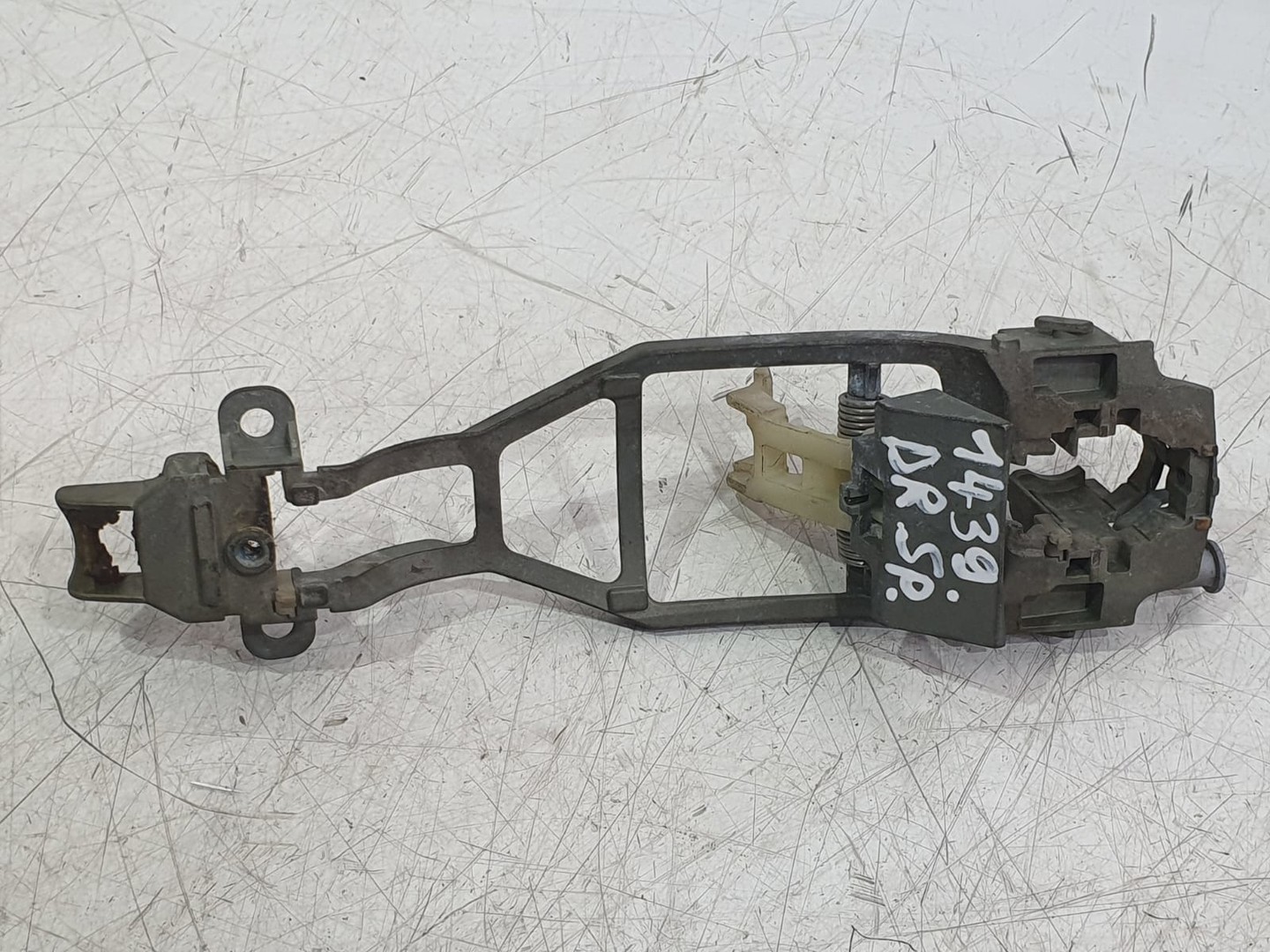 Suport maner exterior 7L0839886a Porsche Cayenne 955 (2002 - 2007)