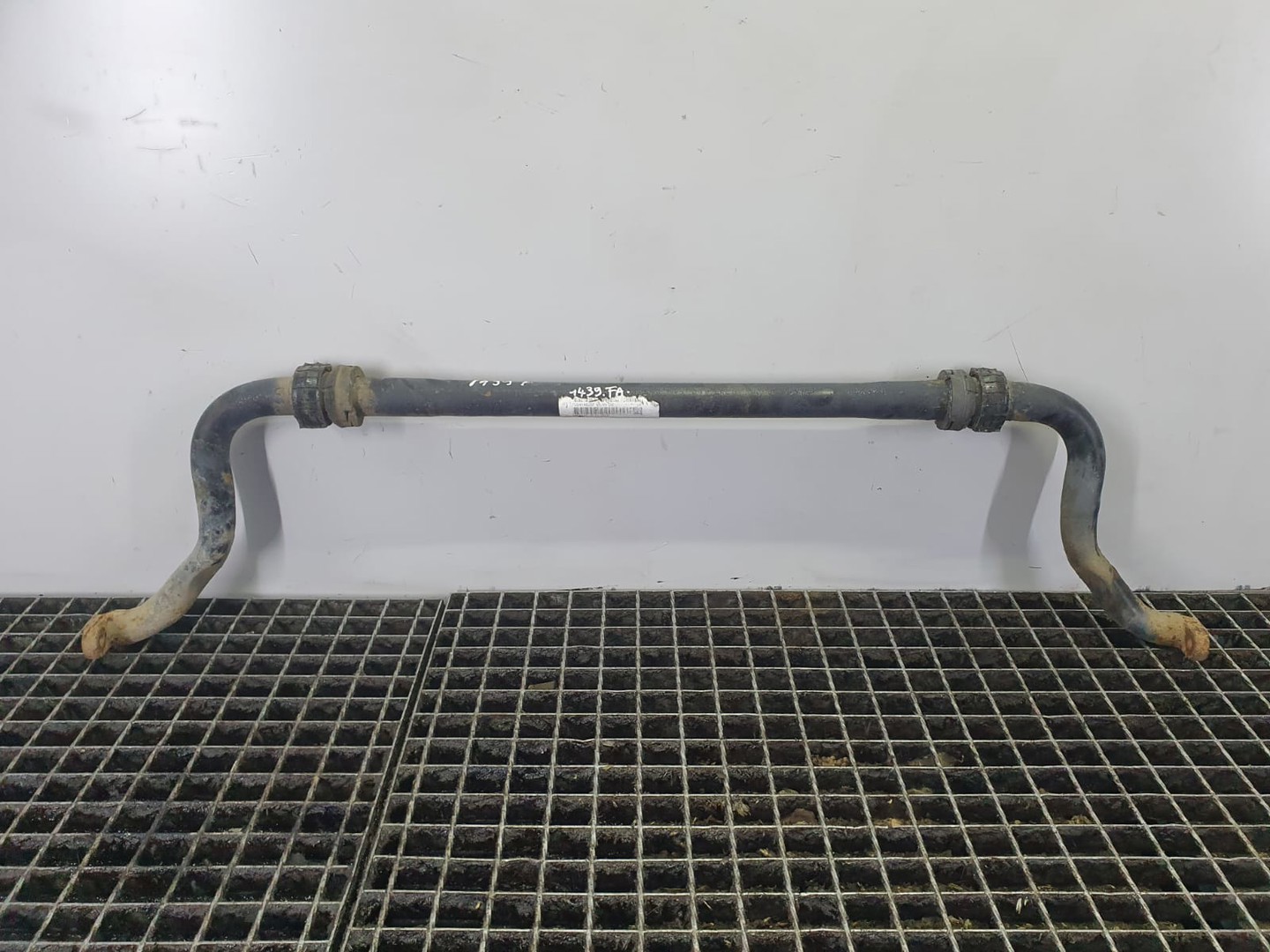 Bara stabilizatoare fata 7L0411025f Porsche Cayenne 955 (2002 - 2007)
