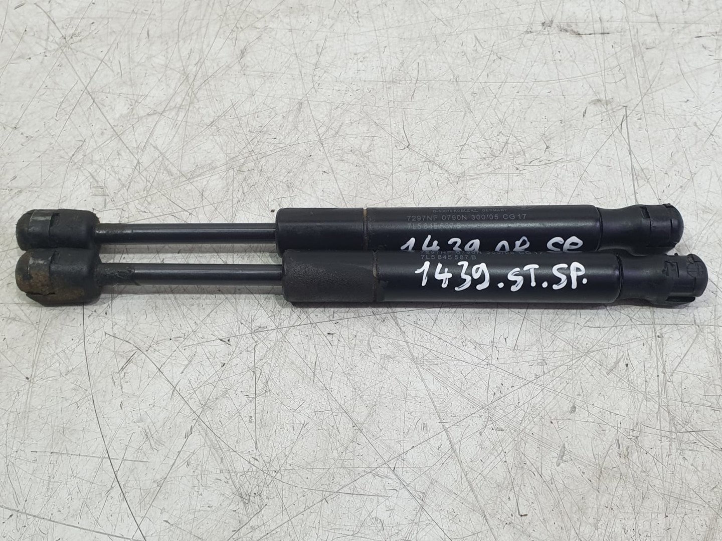 Amortizor haion 7L5845587b Porsche Cayenne 955 (2002 - 2007)