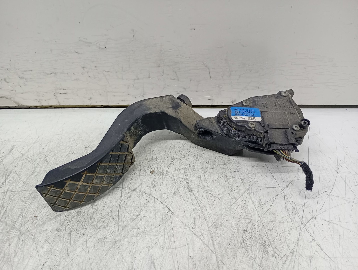 Pedala acceleratie 8D1723523N Volkswagen Passat B5.5 (facelift) (2000 - 2005)