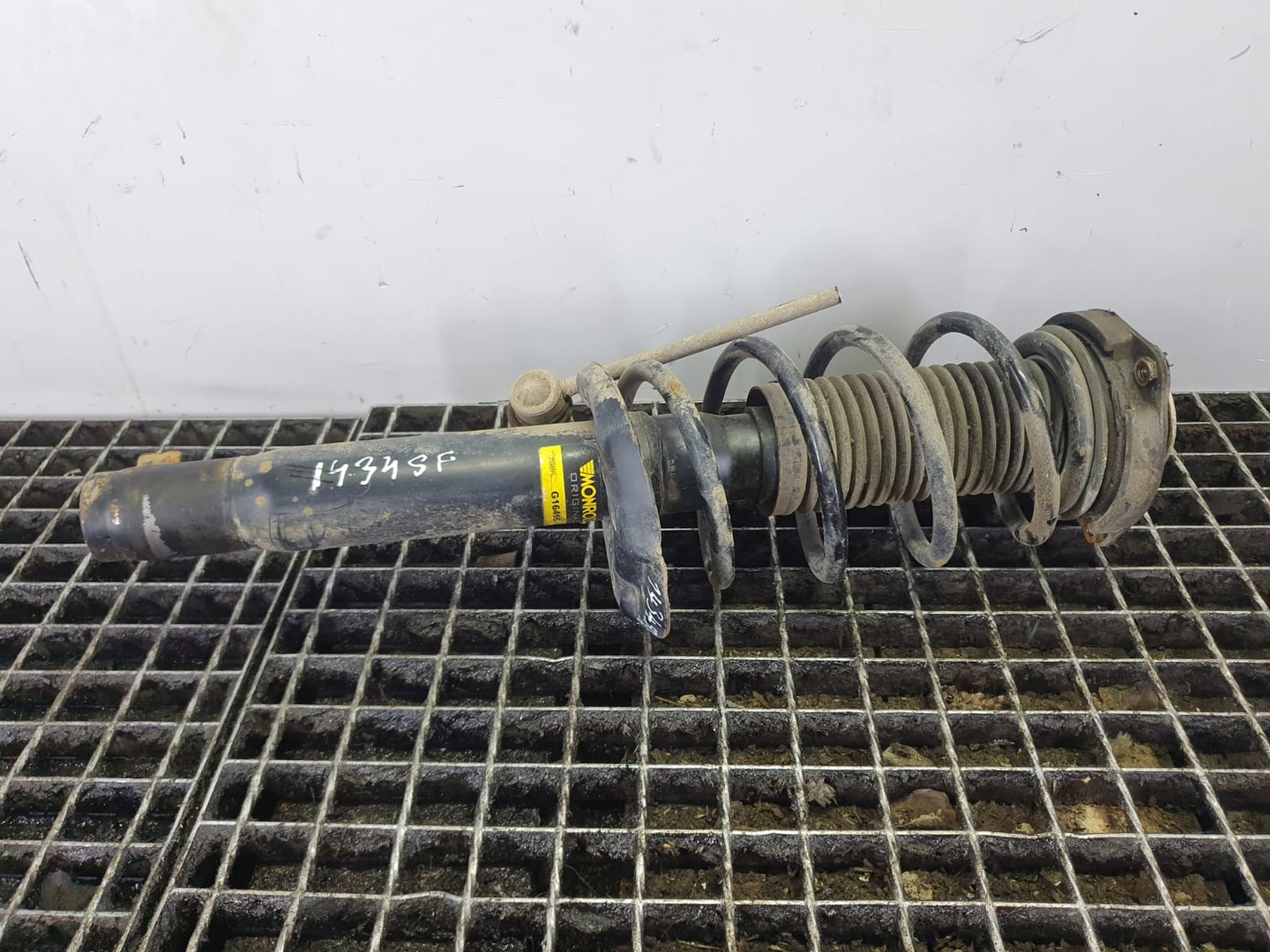Amortizor cu arc stanga fata g16495 Volkswagen Golf 6 (2008 - 2015)