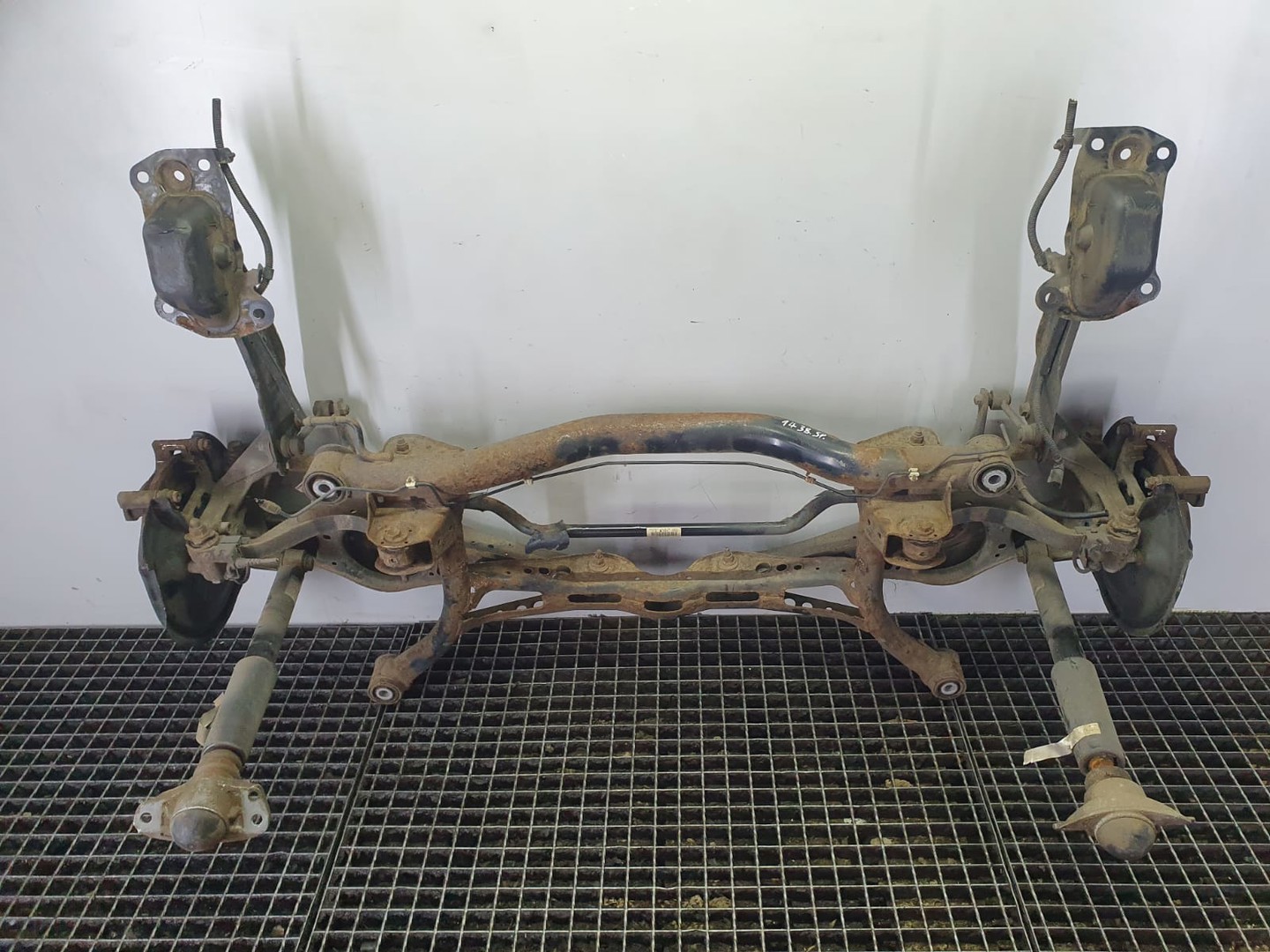 Punte spate 3c0511305 Volkswagen Passat B6 (2005 - 2010)