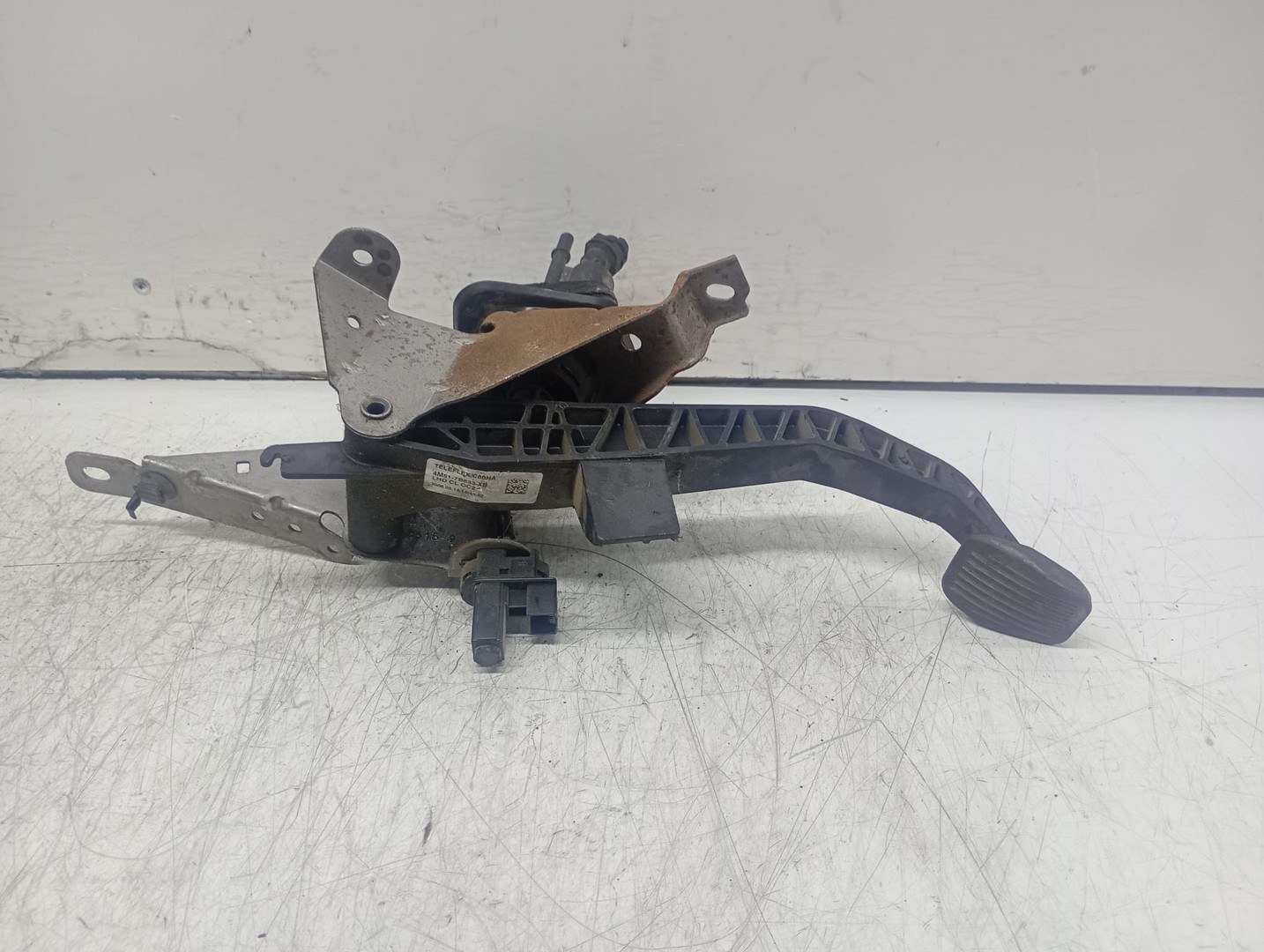 Pedala ambreiaj 4M51-7B633-xB Ford Focus 2 (2004 - 2008)