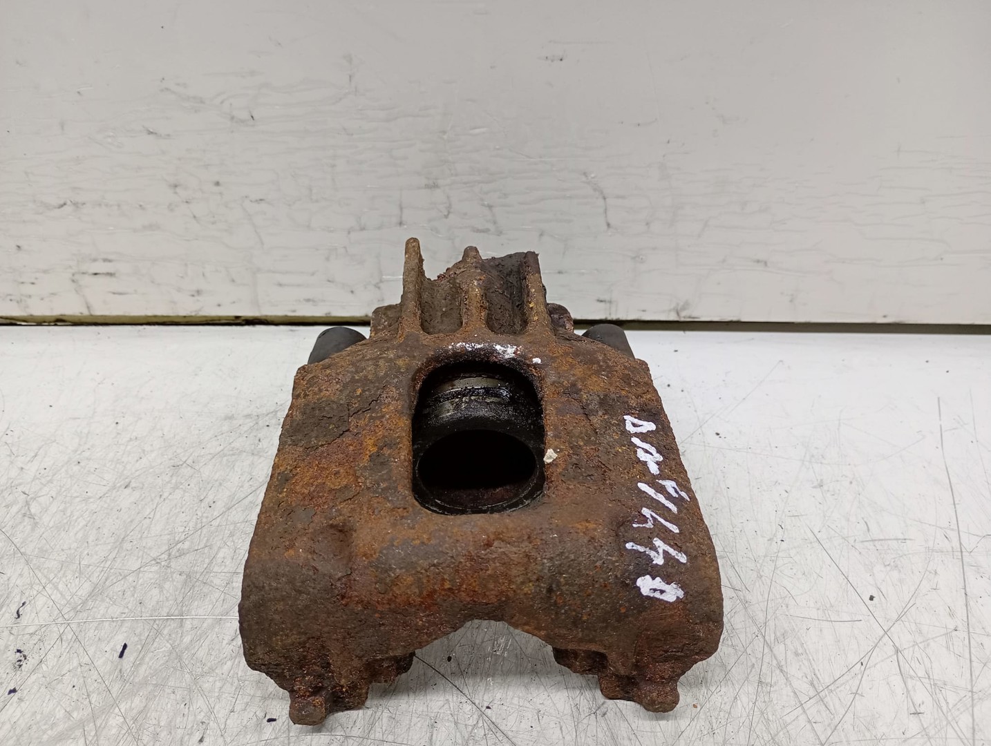 Etrier dreapta fata Ford Focus 1 (1999 - 2004)