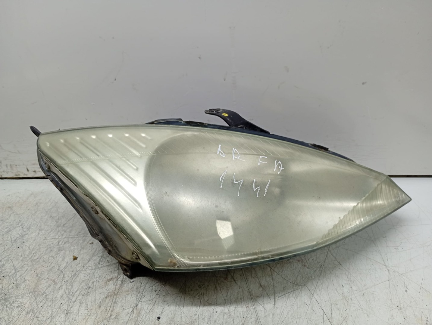 Far dreapta xs4x-13005 Ford Focus 1 (1999 - 2004)