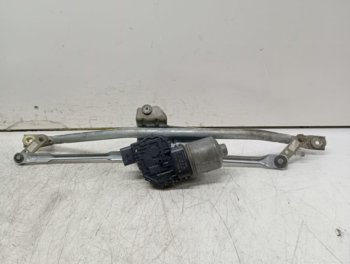 Ansamblu stergatoare parbriz 3B1955113D Volkswagen Passat B5.5 (facelift) (2000 - 2005)