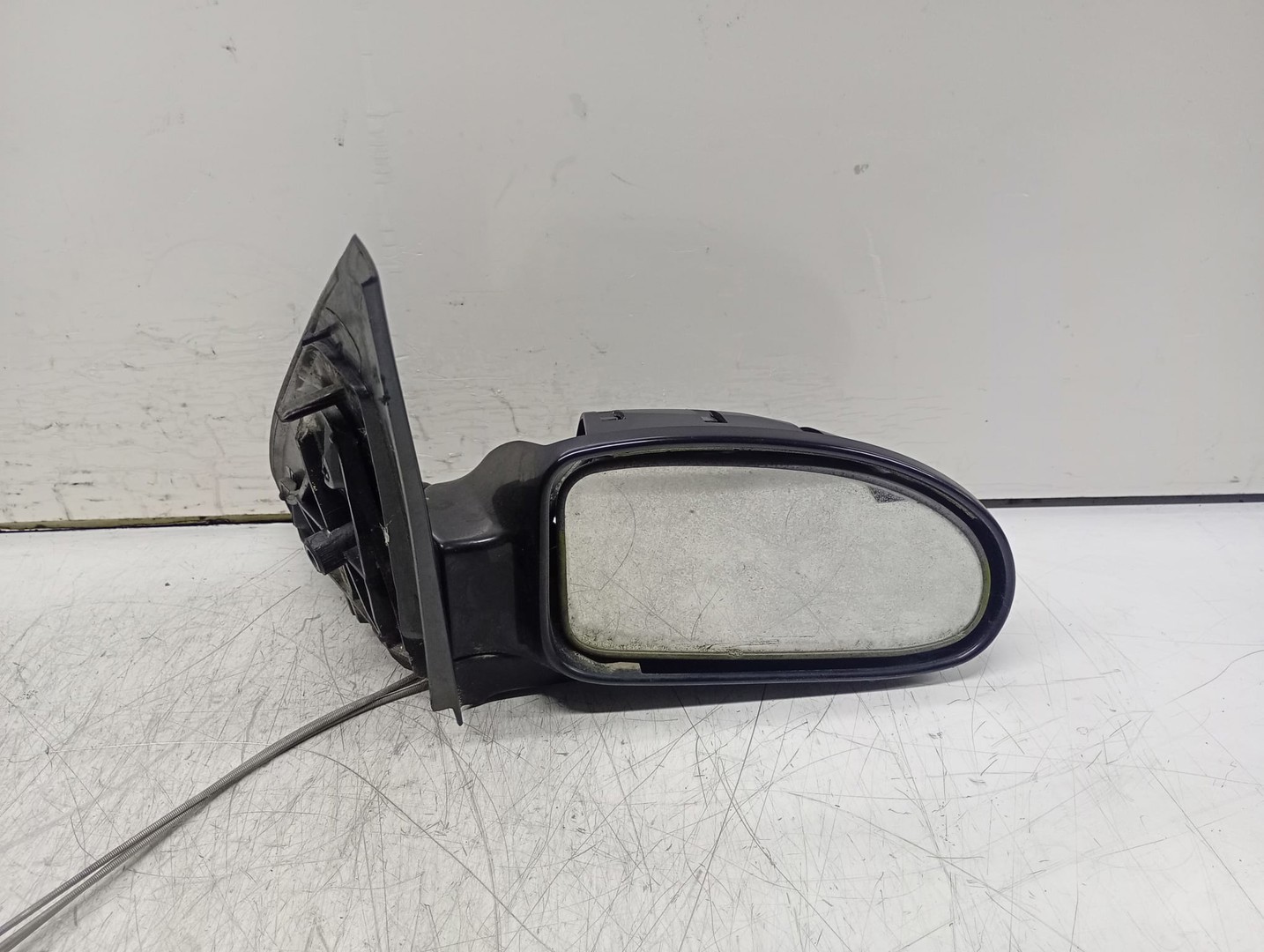 Oglinda dreapta E11015475 Ford Focus 1 (1999 - 2004)