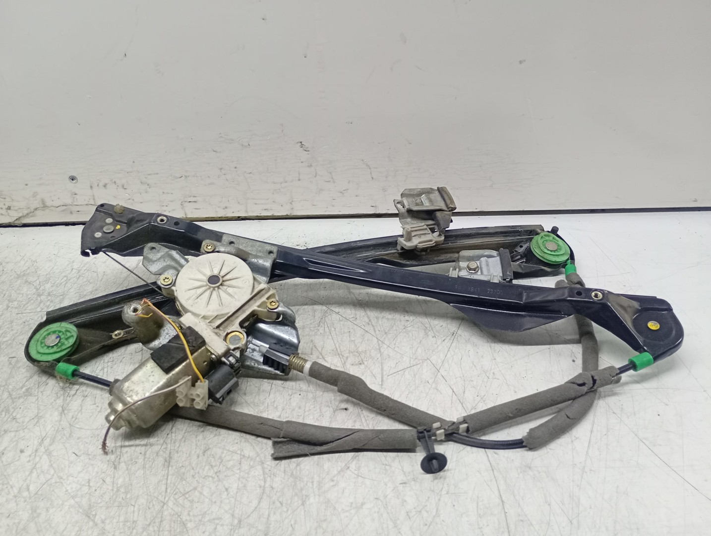 Macara geam dreapta fata xs4123200 Ford Focus 1 (1999 - 2004)