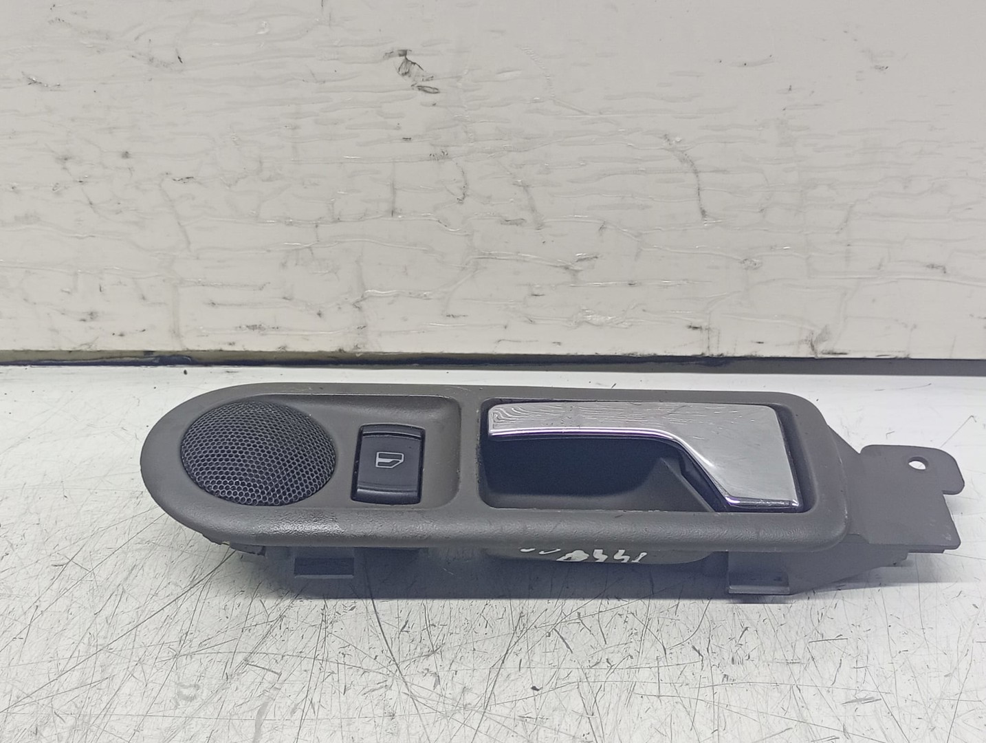Maner interior stanga spate 1j4839113C Volkswagen Passat B5.5 (facelift) (2000 - 2005)