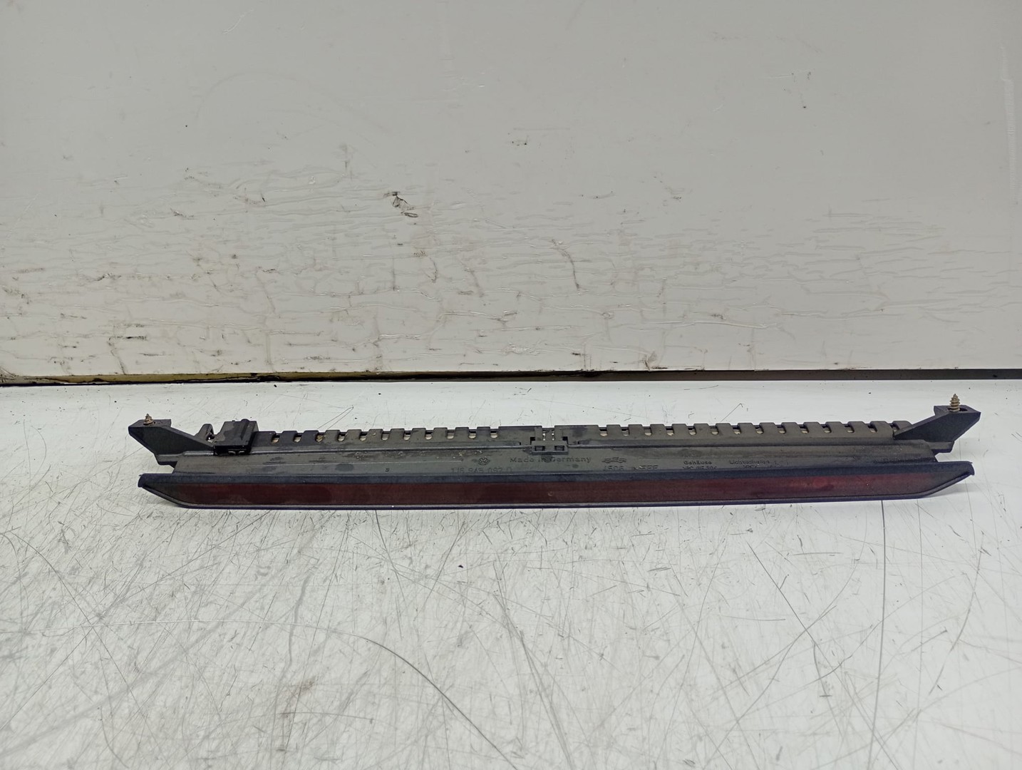 Stop suplimentar frana 1j6945097D Volkswagen Passat B5.5 (facelift) (2000 - 2005)
