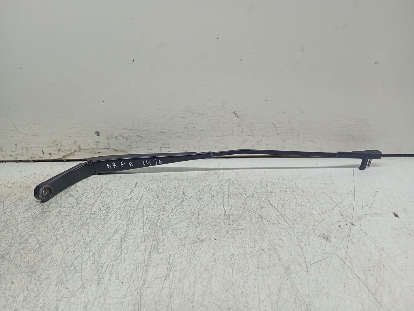 Brat stergator parbriz dreapta 1z1955410A Skoda Octavia 2 (facelift) (2008 - 2013)