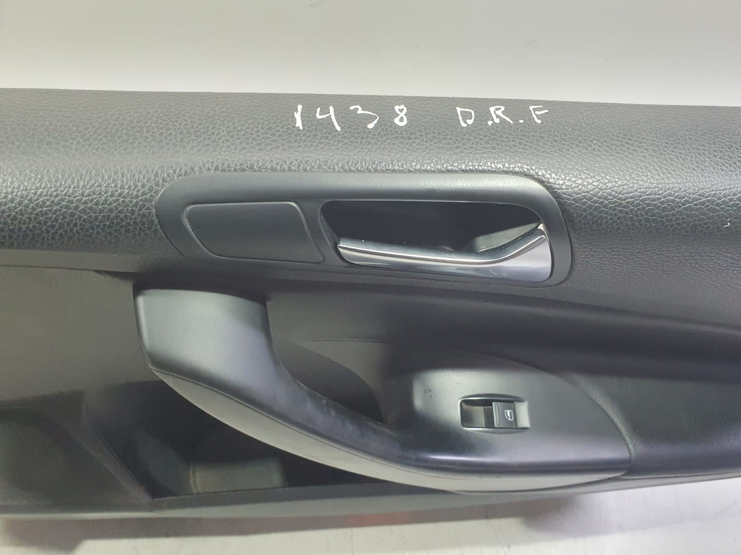 Fata usa dreapta fata 3c1867012 Volkswagen Passat B6 (2005 - 2010)