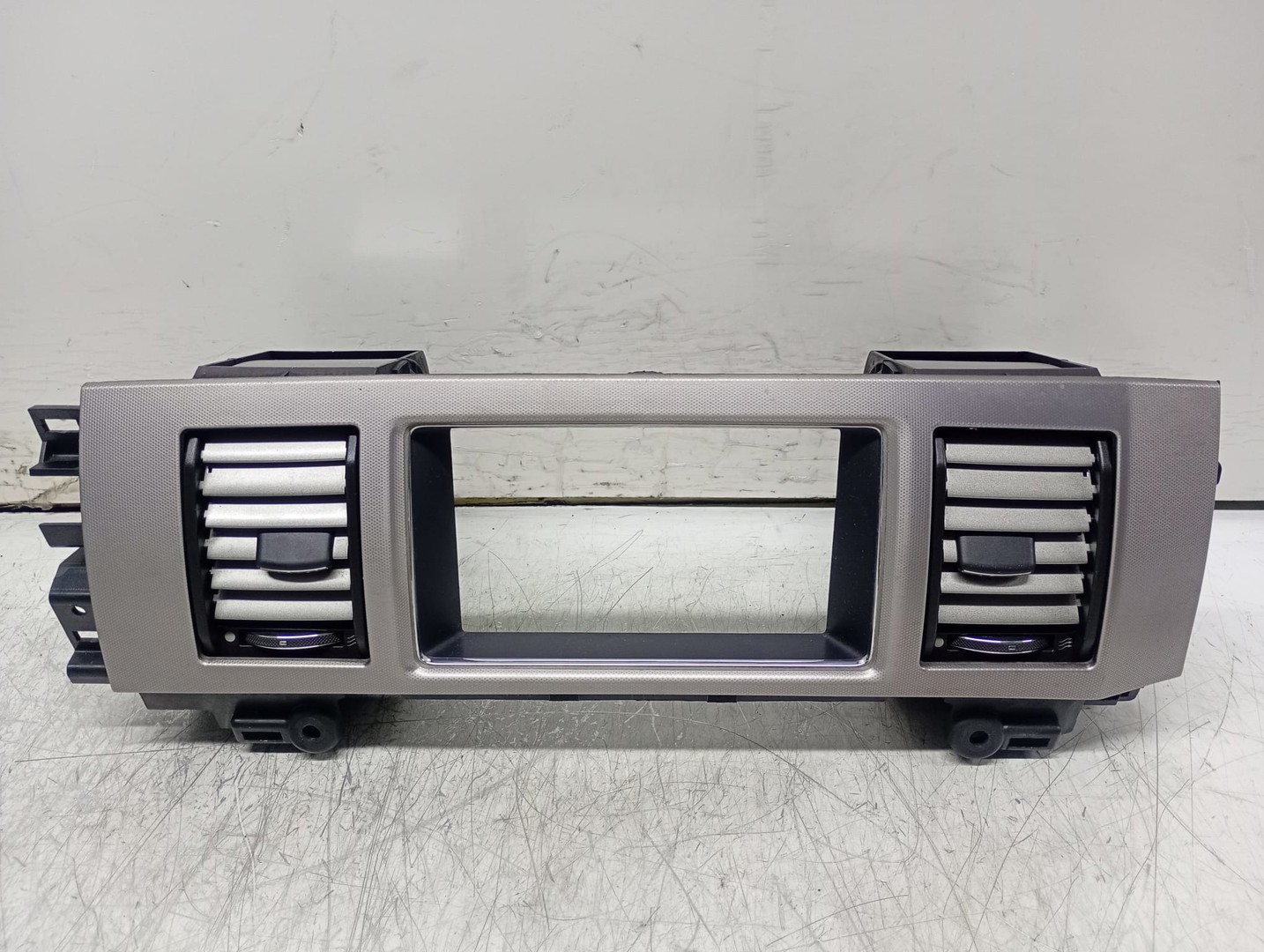 Grila ventilatie 8X23-19k617-Ah Jaguar XF X250 (2007 - 2011)
