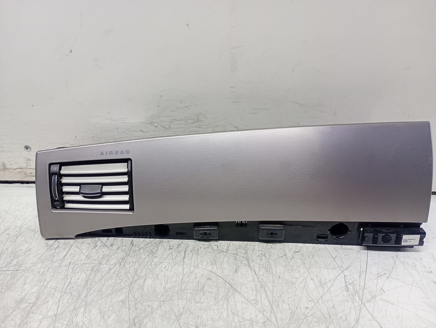 Ornament bord 8x23-043C26-HB Jaguar XF X250 (2007 - 2011)