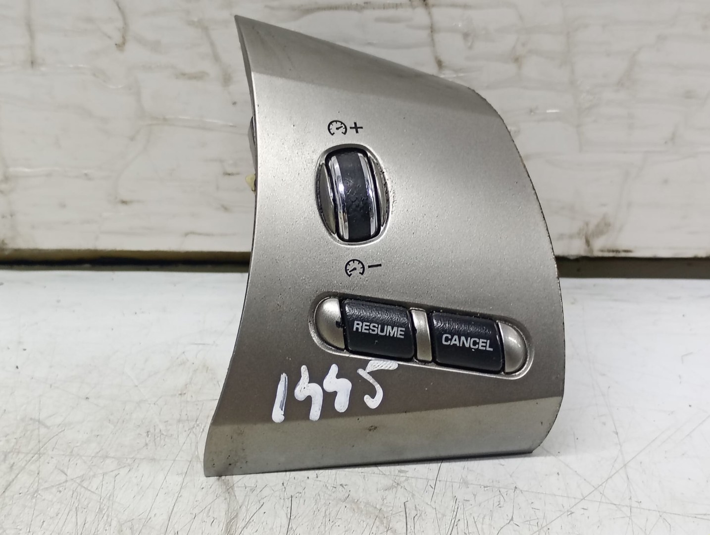 Comenzi volan 8X23-14k147-ba Jaguar XF X250 (2007 - 2011)