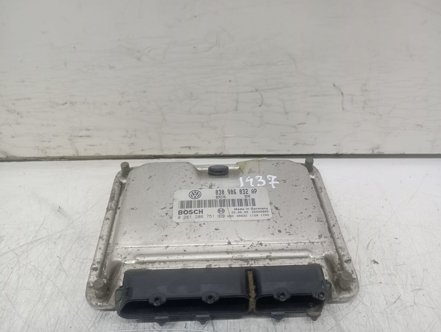 Calculator motor ECU 030906032AP Volkswagen Polo 3 (6N) (facelift) (2000 - 2002)