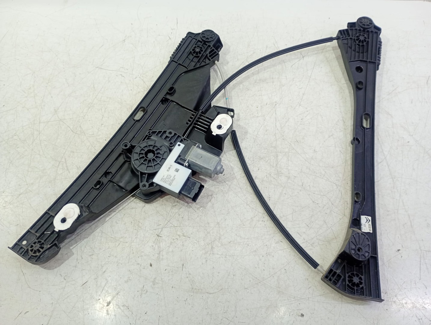 Macara geam dreapta fata 9832821580 Citroen C4 3 (2020 - 2023)