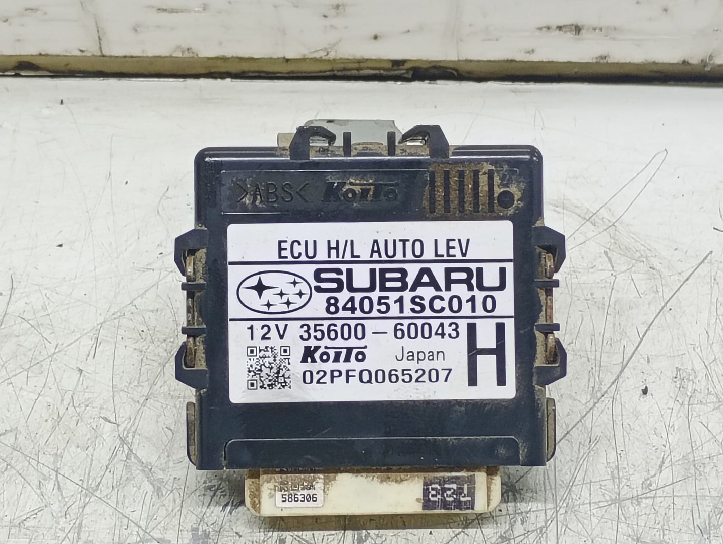 Modul reglare faruri 84051SC010 Subaru Forester 3 (2007 - 2011)