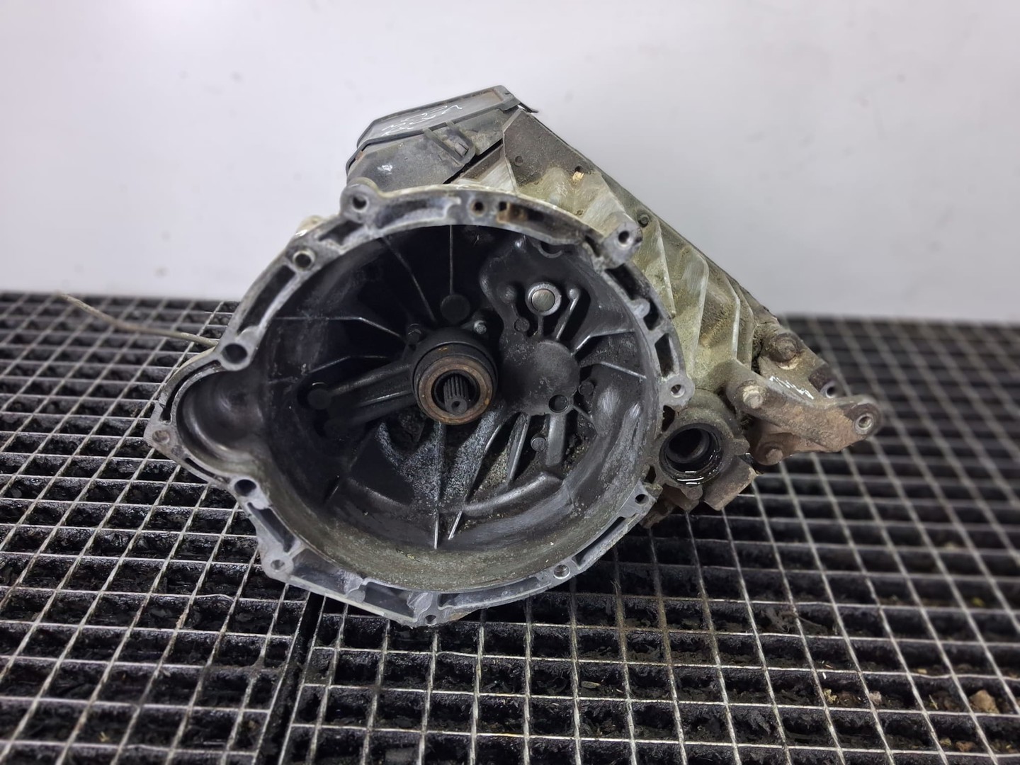 Cutie de viteze manuala 5 trepte xs4r7002fb Ford Focus 1 (1999 - 2004)