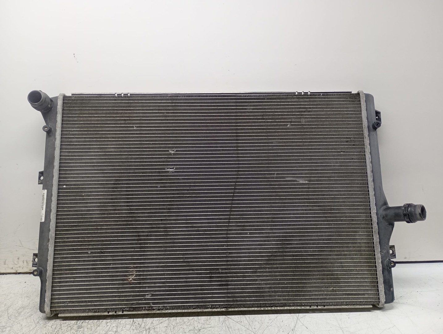 Radiator apa 3C0121253AR Volkswagen Passat B6 (2005 - 2010)
