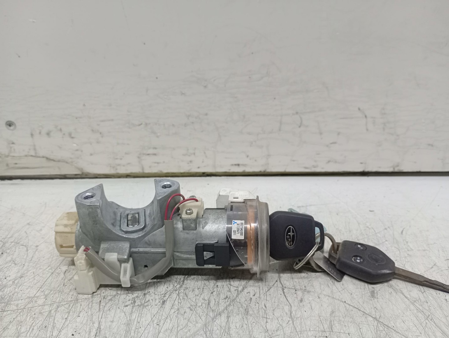 Contact cu cheie 88215AG000 Subaru Forester 3 (2007 - 2011)