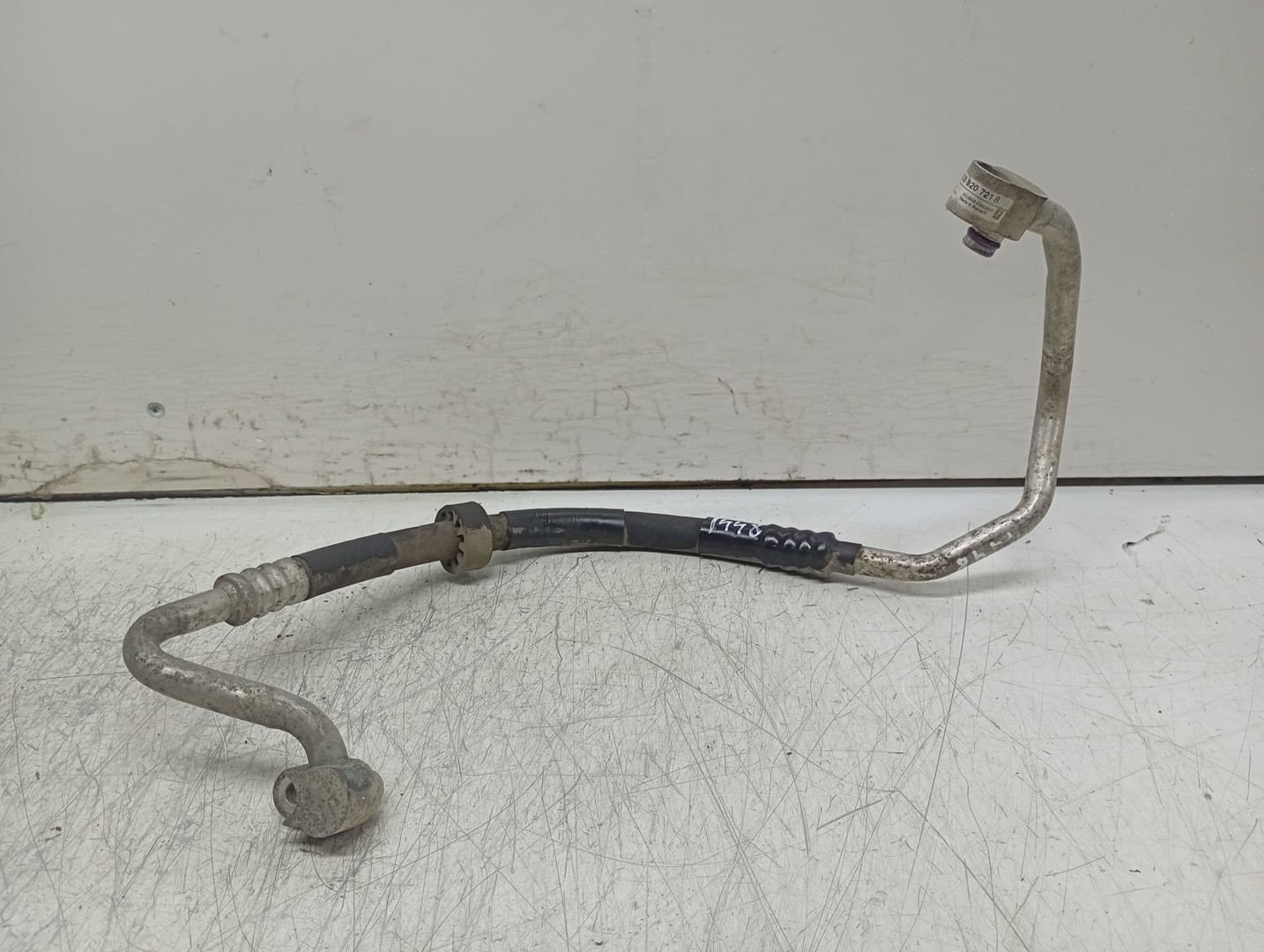 Conducta clima ac 3C0820721R Volkswagen Passat B6 (2005 - 2010)