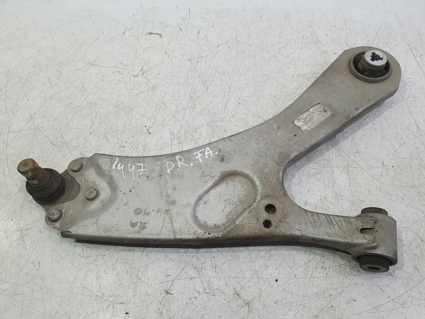 Brat suspensie dreapta fata Citroen C4 3 (2020 - 2023)