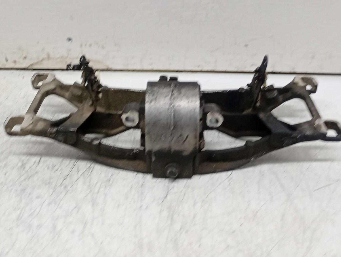 Suport cutie viteze 4R83-5060-ad Jaguar XF X250 (2007 - 2011)