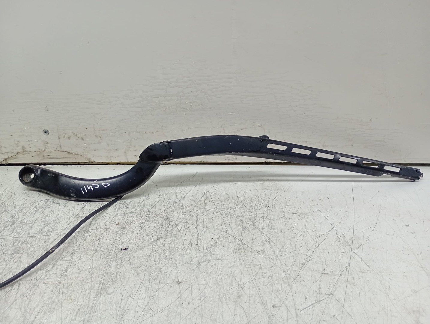 Brat stergator parbriz dreapta Jaguar XF X250 (2007 - 2011)