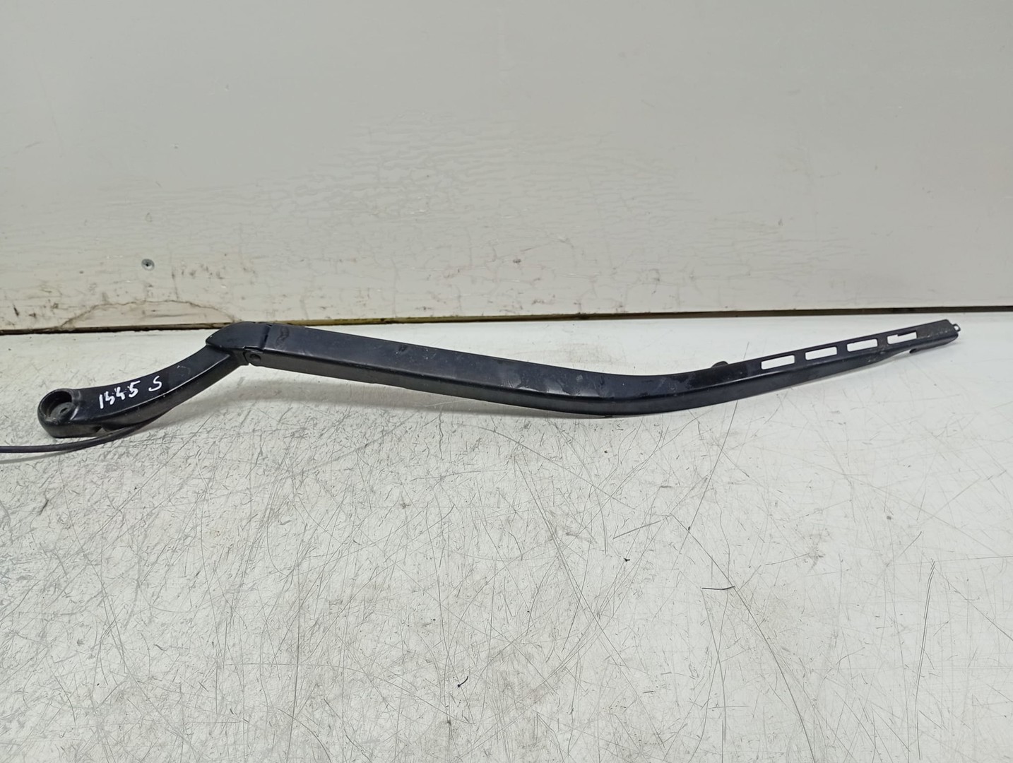 Brat stergator parbriz stanga Jaguar XF X250 (2007 - 2011)