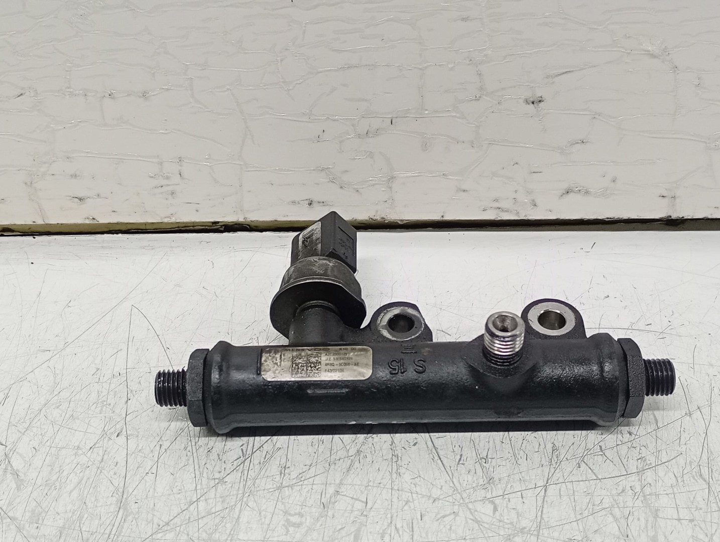 Rampa injectoare 4R8Q-9c066-ae Jaguar XF X250 (2007 - 2011)