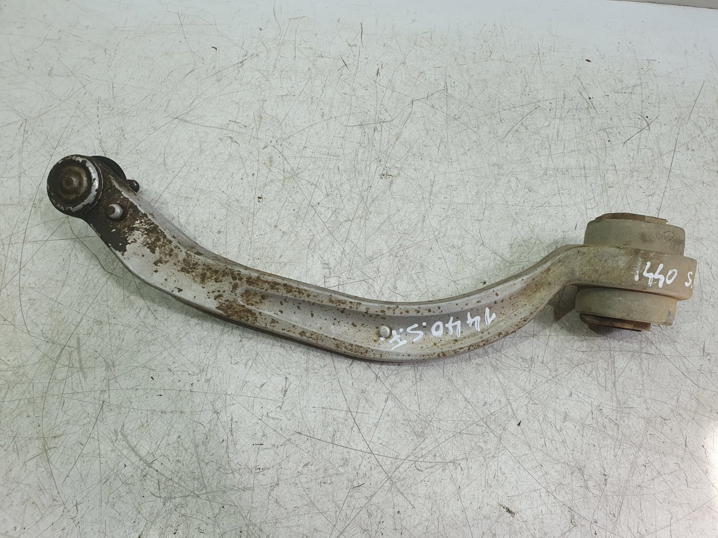 Brat suspensie stanga fata Volkswagen Passat B5.5 (facelift) (2000 - 2005)