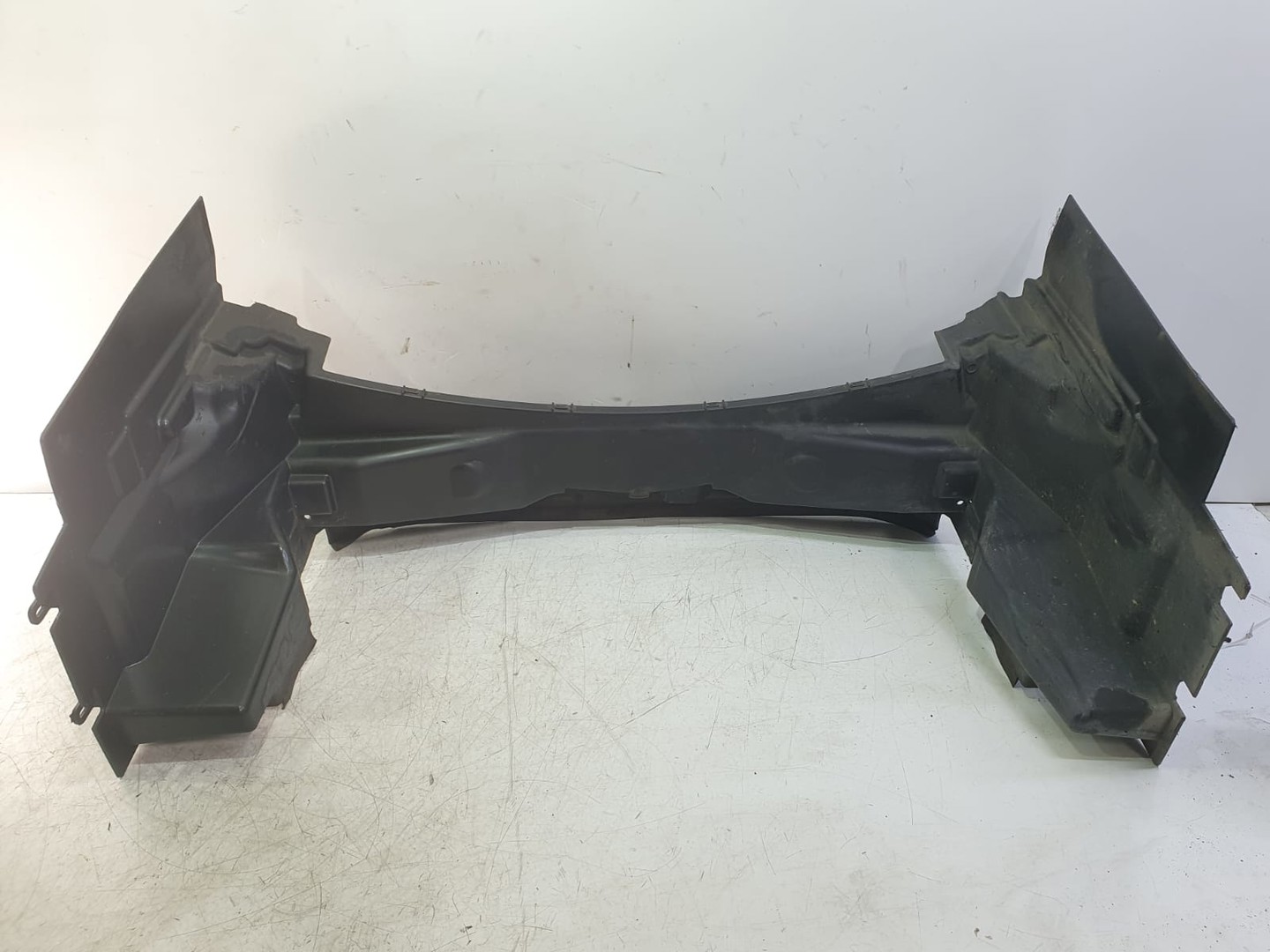 Deflector aer admisie 8x23-8102-a Jaguar XF X250 (2007 - 2011)