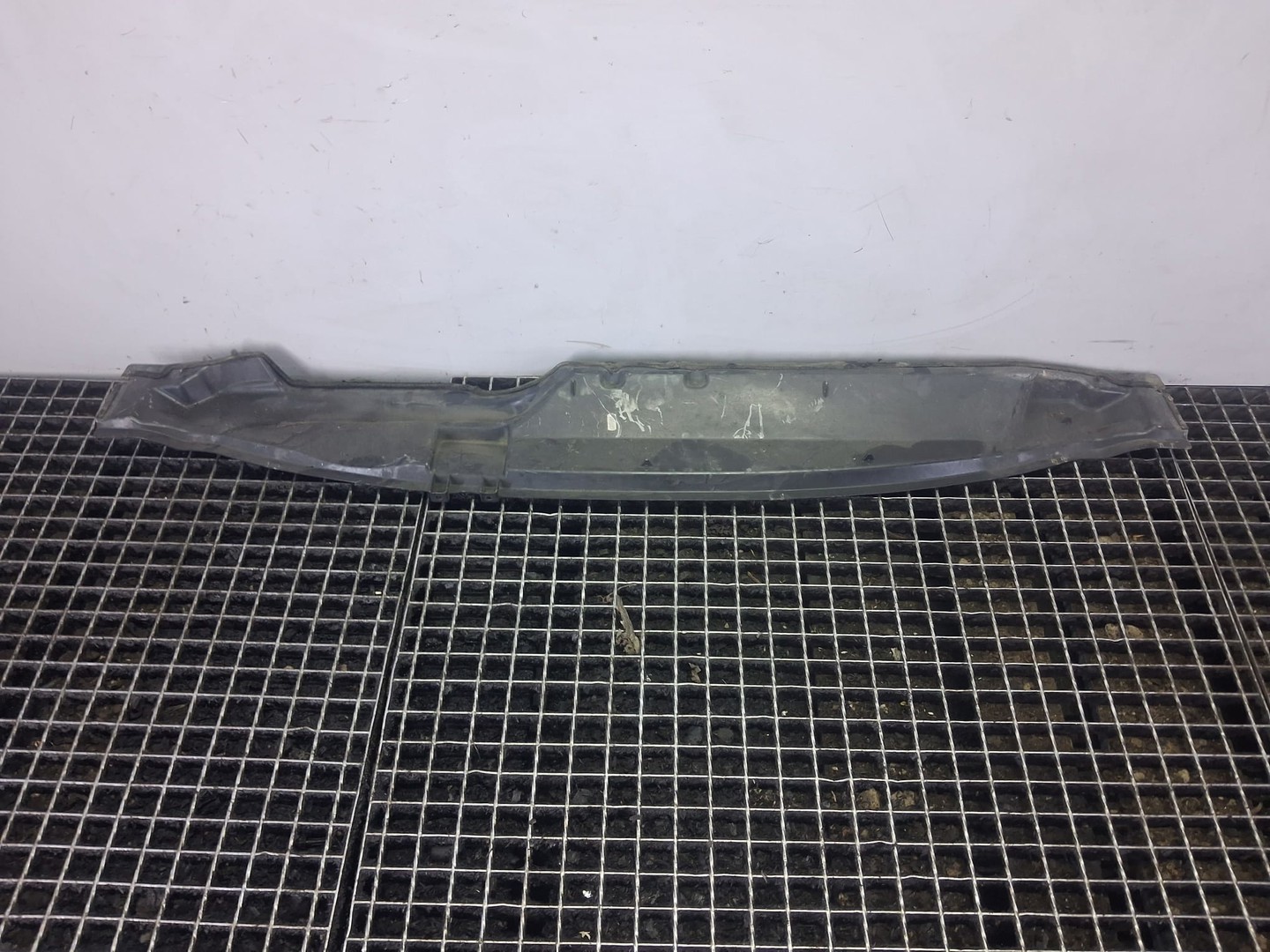 Grila stergatoare parbriz 4m51-a01628-af Ford Focus 2 (facelift) (2008 - 2011)