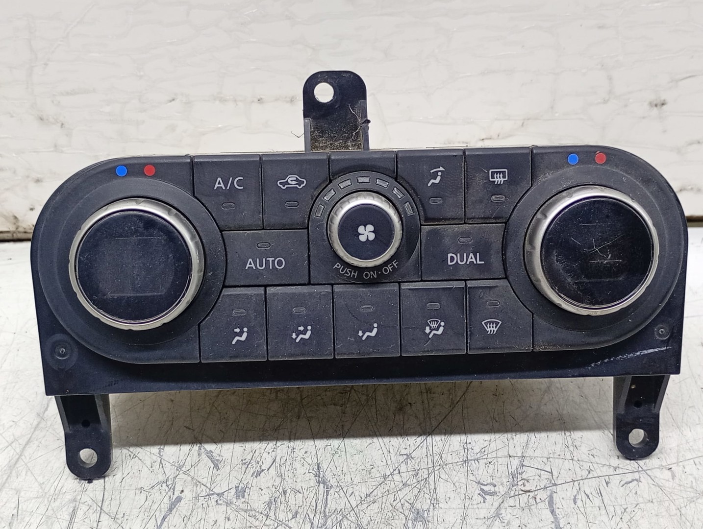Panou clima ac 27500-BR47A Nissan Qashqai 1 J10 (facelift) (2010 - 2014)