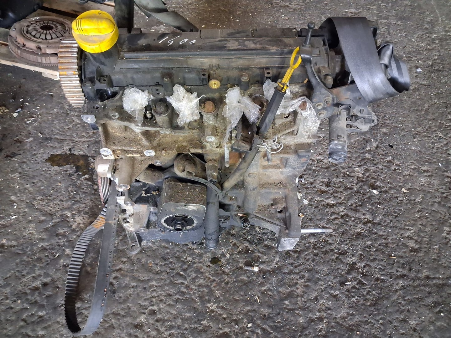 Motor complet fara anexe K9K766 Renault Clio 3 (2005 - 2009)
