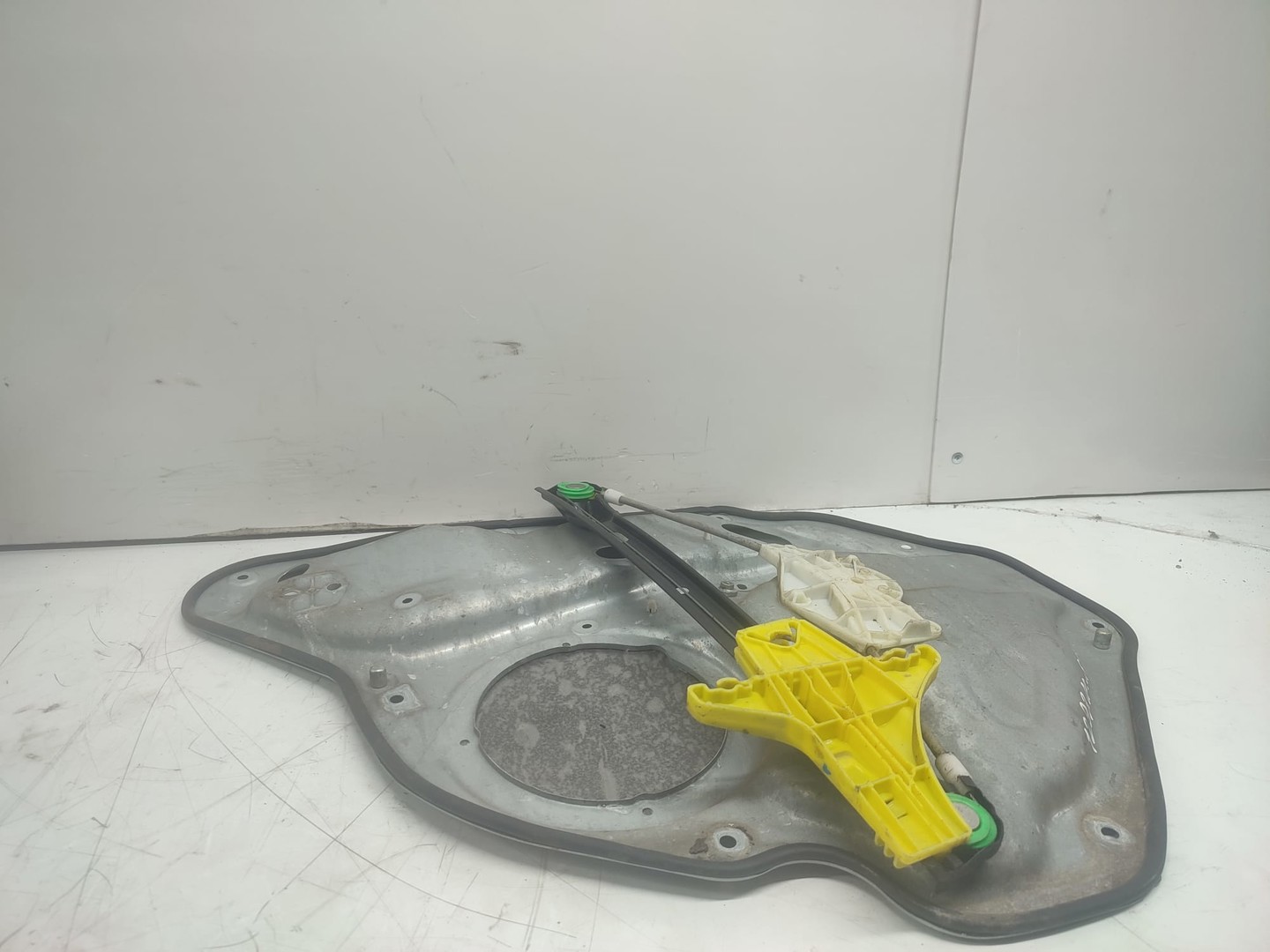 Macara geam dreapta spate 1k983975 Volkswagen Golf 6 (2008 - 2015)