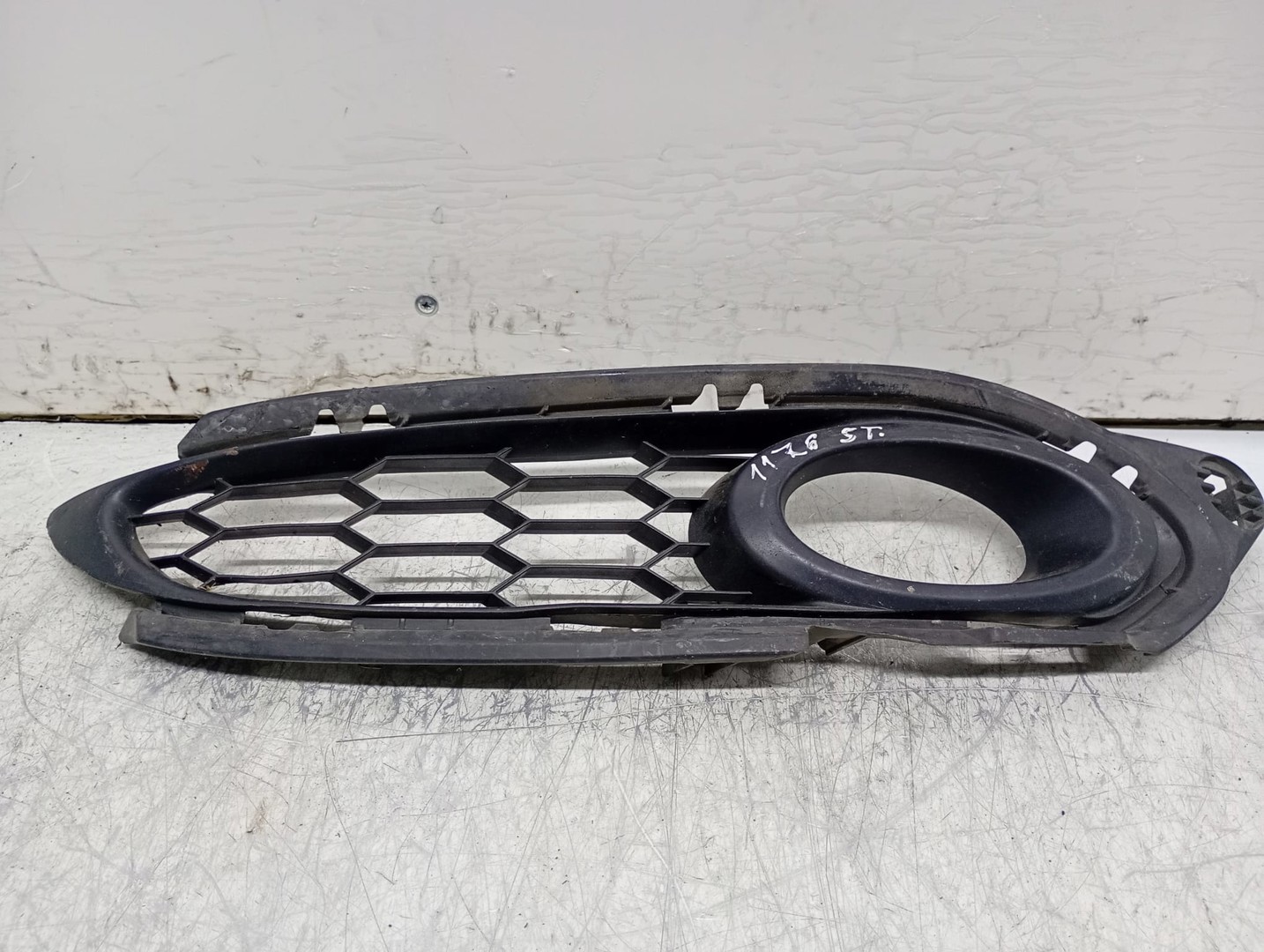 Ornament proiector ceata 71106-t8k-g000 Honda HR-V 2 (2015 - 2018)
