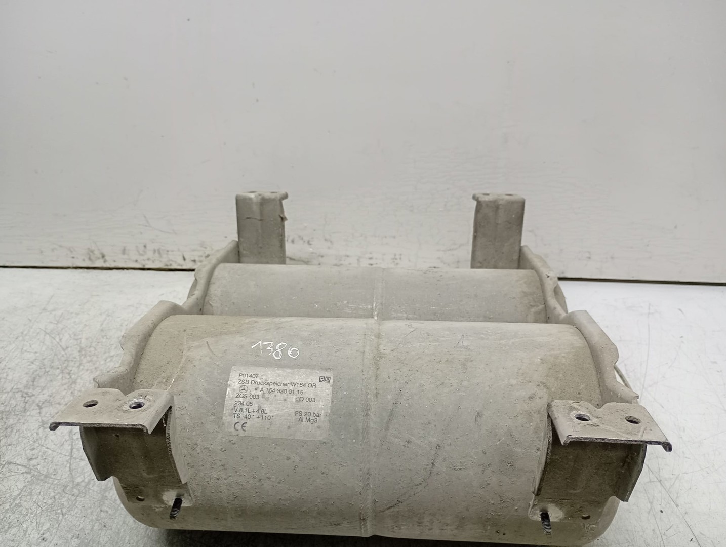 Rezervor aer A1643200115 Mercedes Benz ML W164 (2005 - 2008)