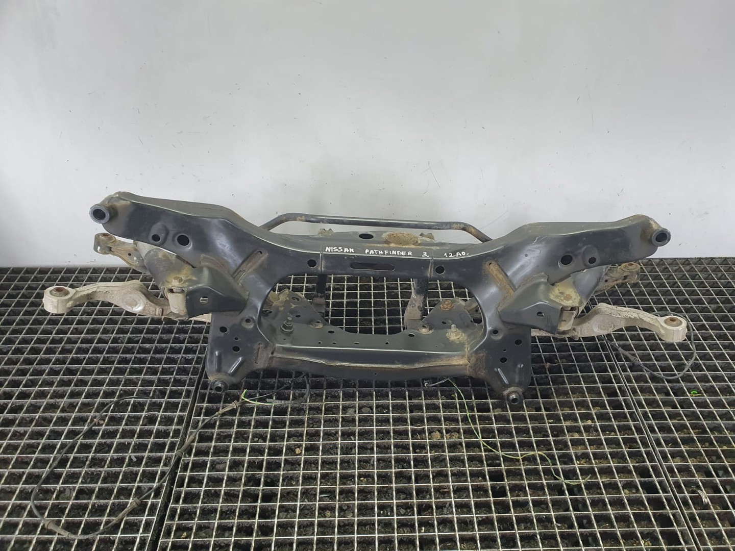 Punte spate 56210br20a Nissan Qashqai 1 J10 (facelift) (2010 - 2014)