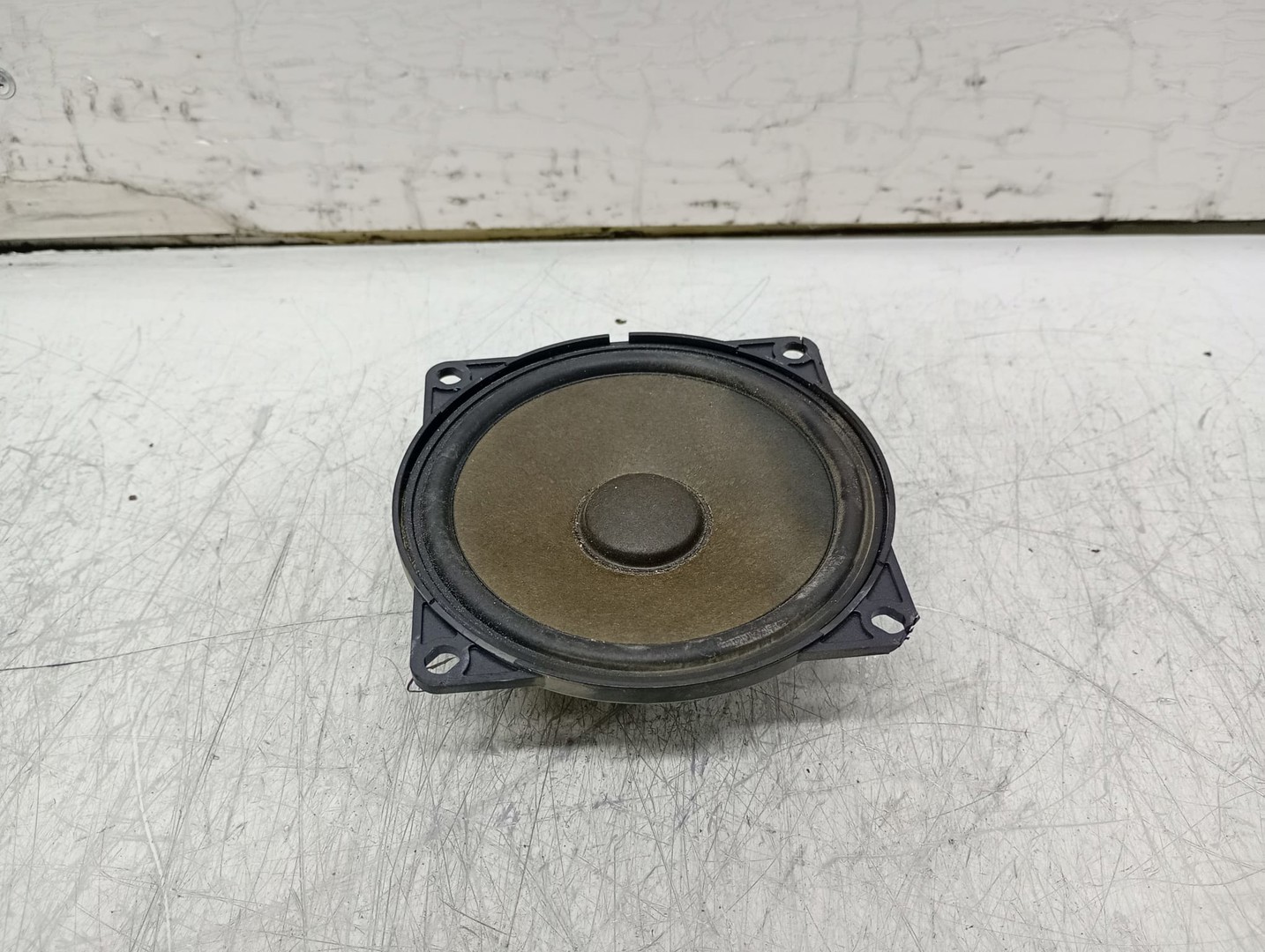 Boxa difuzor 1k0035415A Volkswagen Golf 5 (2003 - 2009)