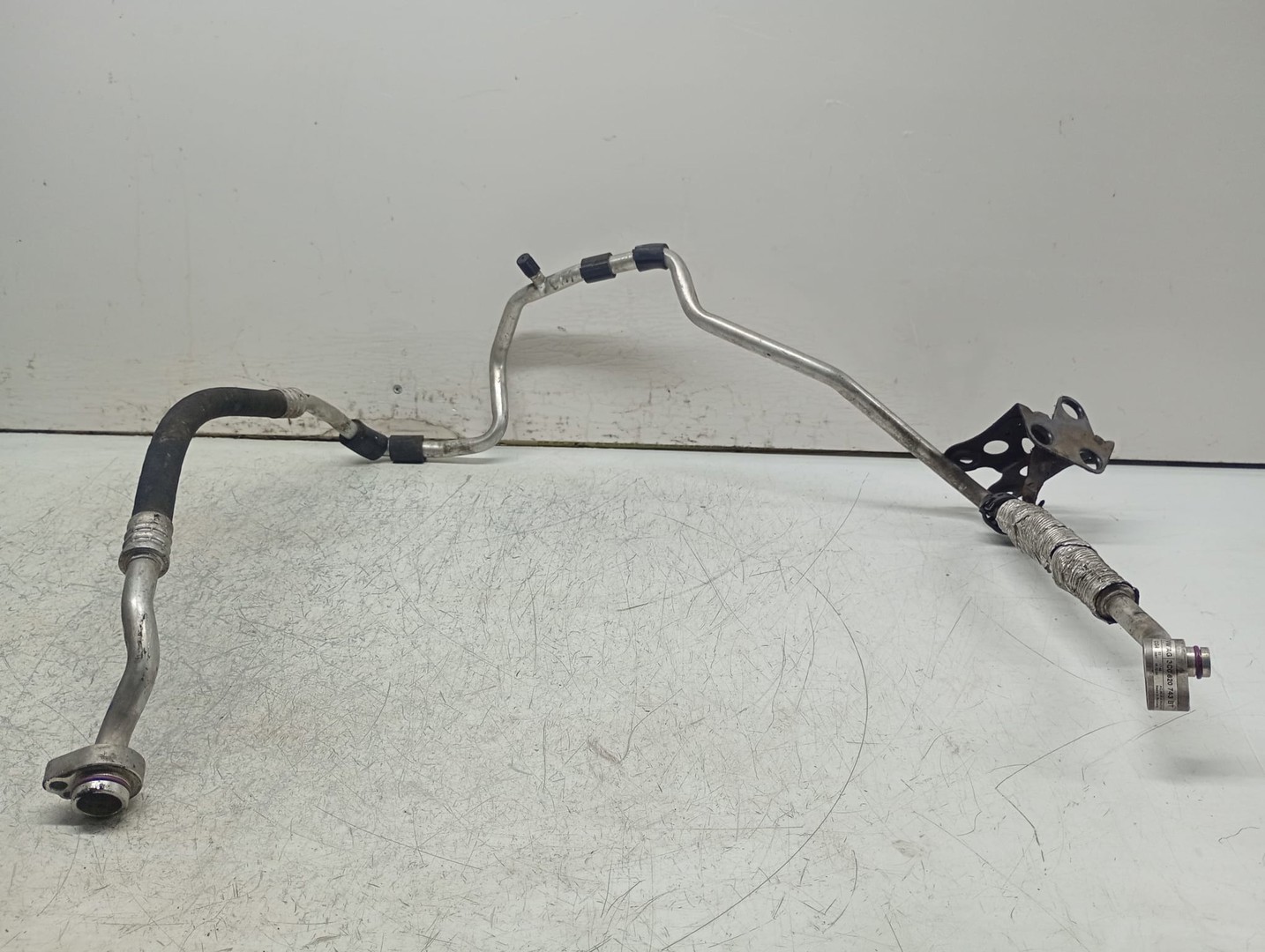 Conducta clima ac 3C0820743BT Volkswagen Passat B6 (2005 - 2010)