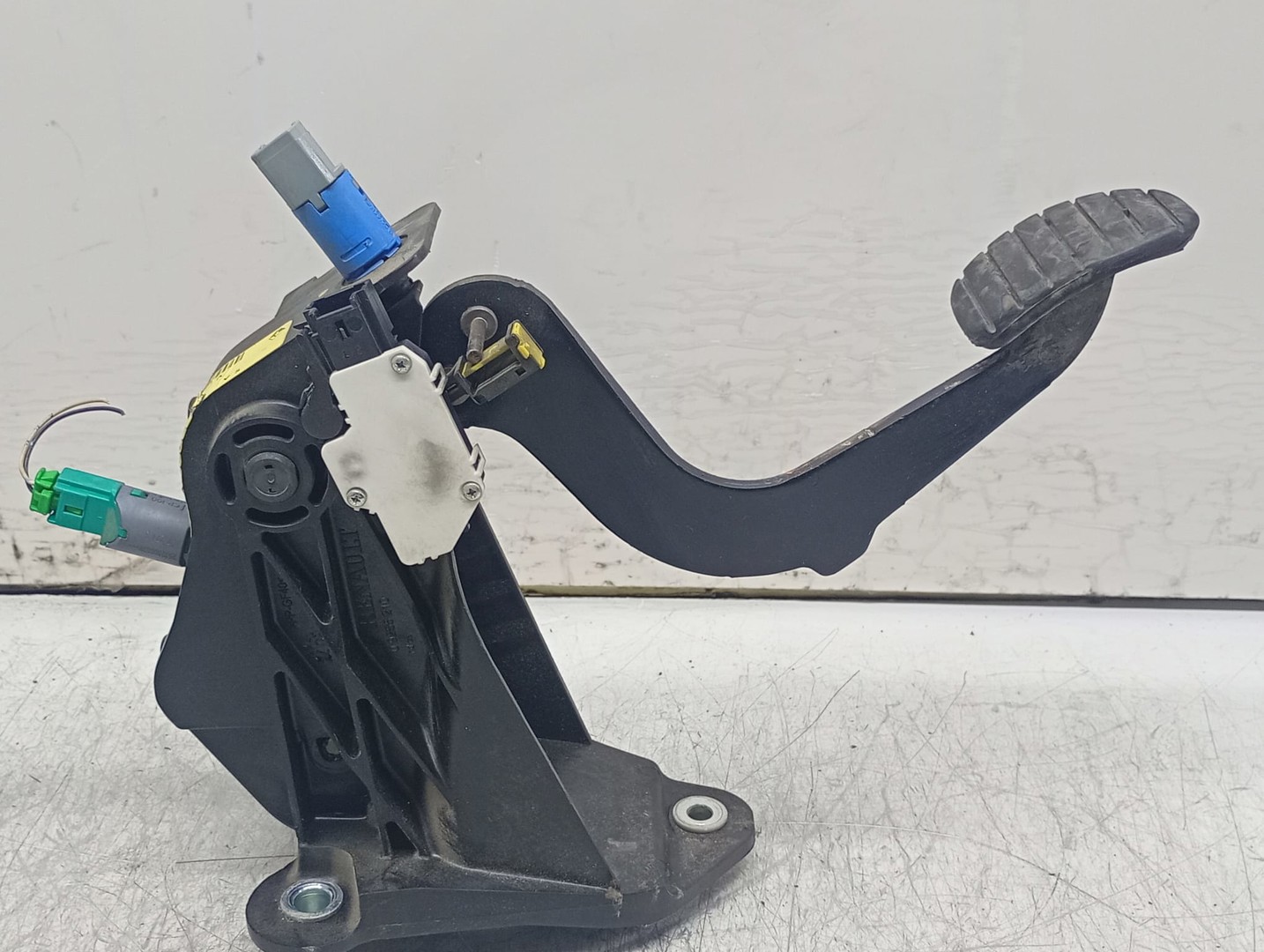 Pedala ambreiaj 465030006R Renault Laguna 3 (2007 - 2011)