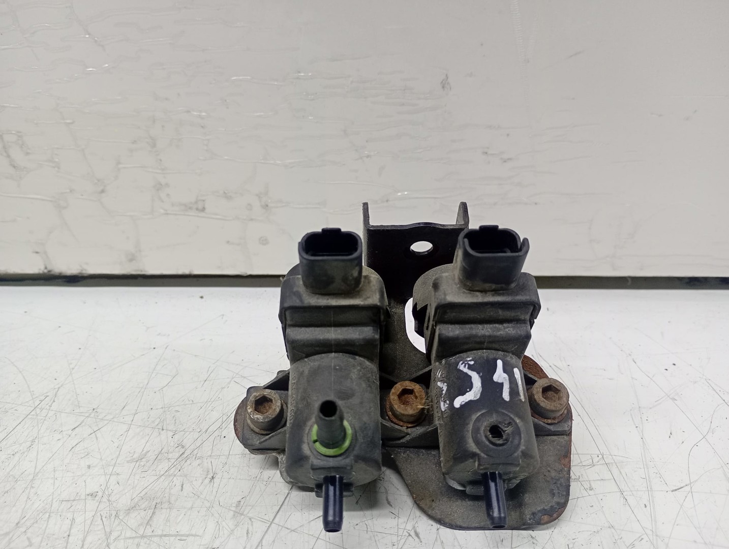 Electrovalva vacuum Peugeot 4007 1 (2007 - 2012)