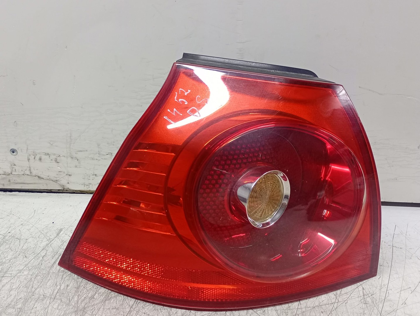 Stop stanga 4VFx-13405-AA Volkswagen Golf 5 (2003 - 2009)