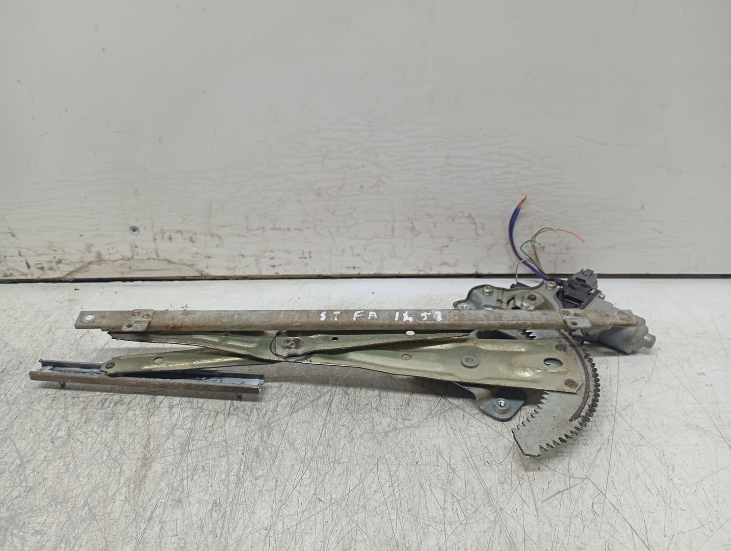 Macara geam stanga fata Peugeot 4007 1 (2007 - 2012)