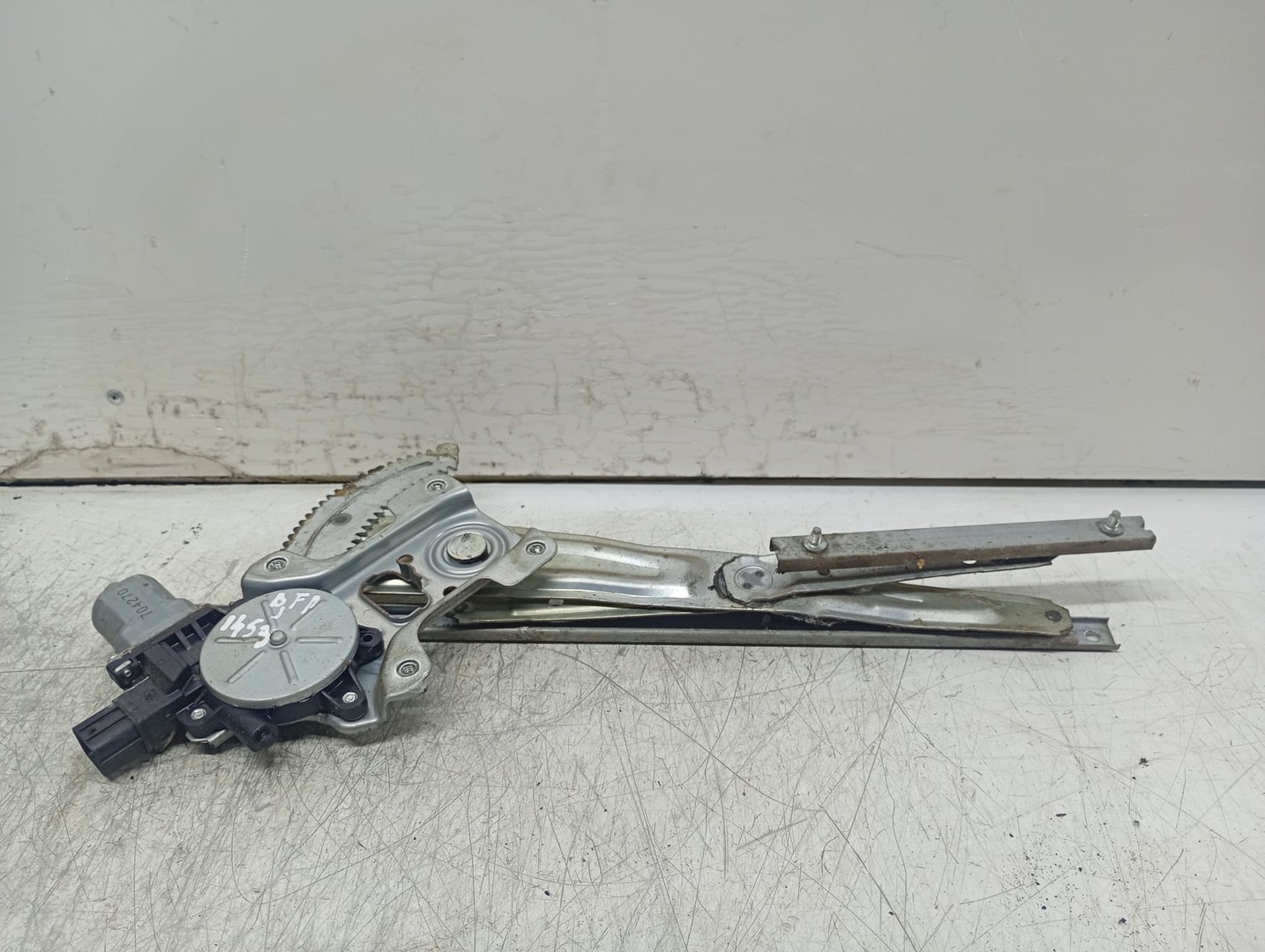 Macara geam dreapta fata Peugeot 4007 1 (2007 - 2012)